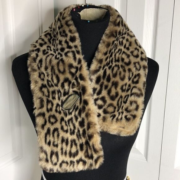 Vintage Leopard Faux Fur Wrap Shawl Scarf - Picture 7 of 7